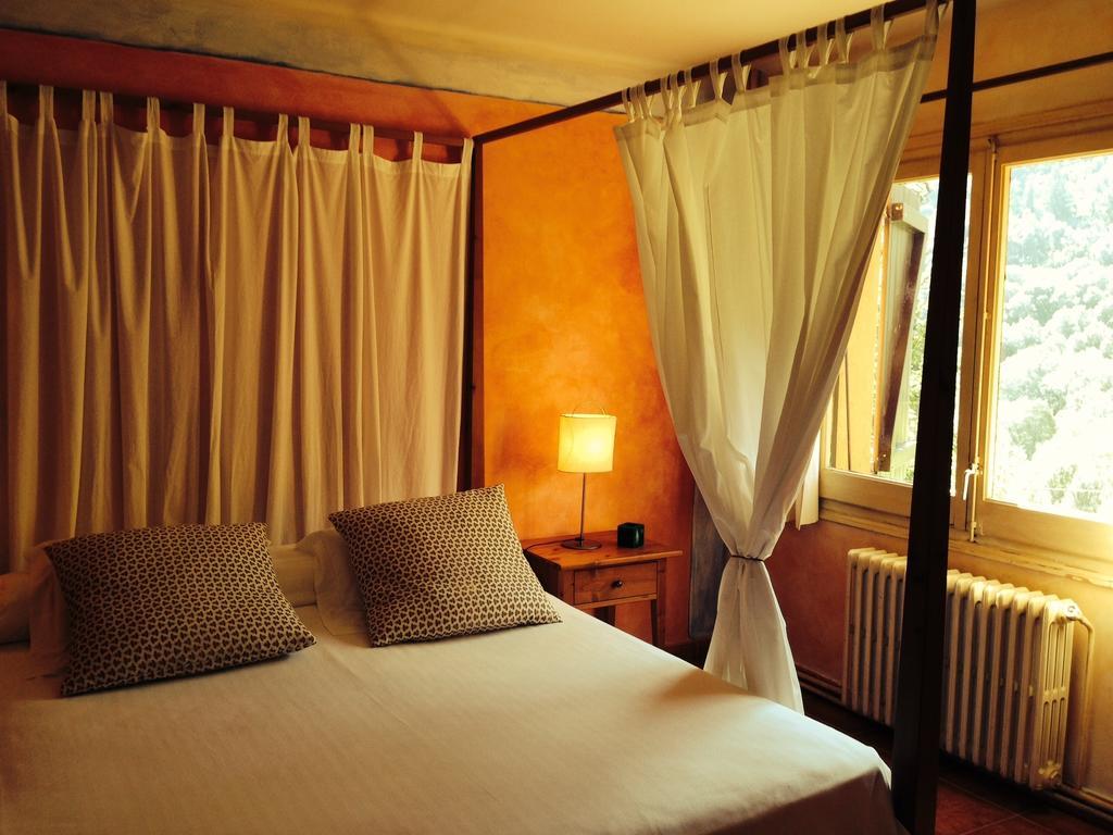 Hostal L'Ou De Reig Montseny Exterior photo
