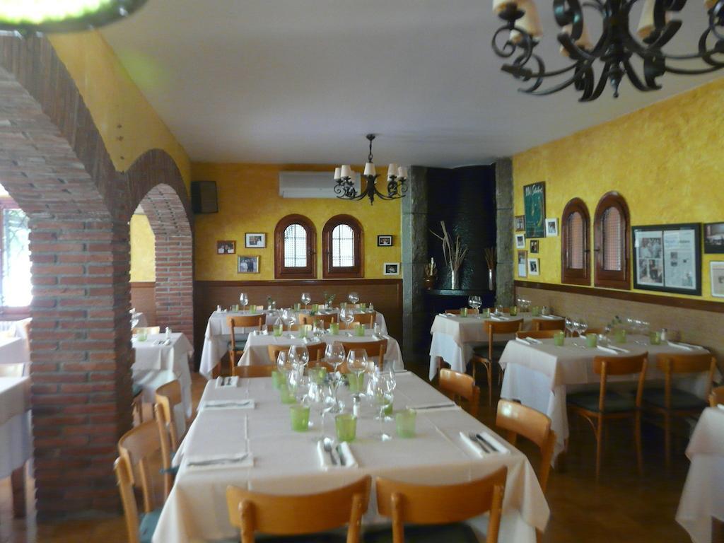 Hostal L'Ou De Reig Montseny Exterior photo